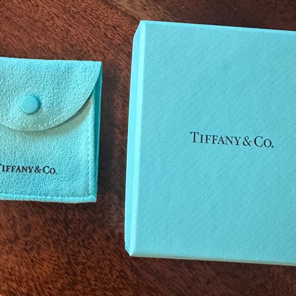 Tiffany T Smile Bracelet - Picture 7 of 7